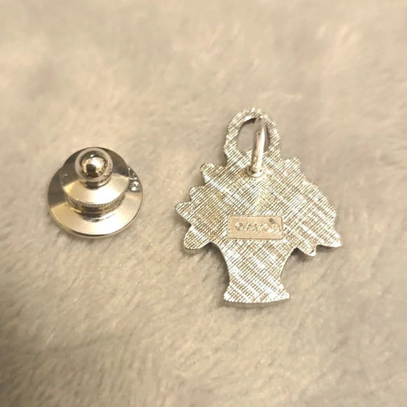 #484 Vintage SIGNED AVON FLOWER LEAF BASKET pin Black silver tone - Picture 4 of 6